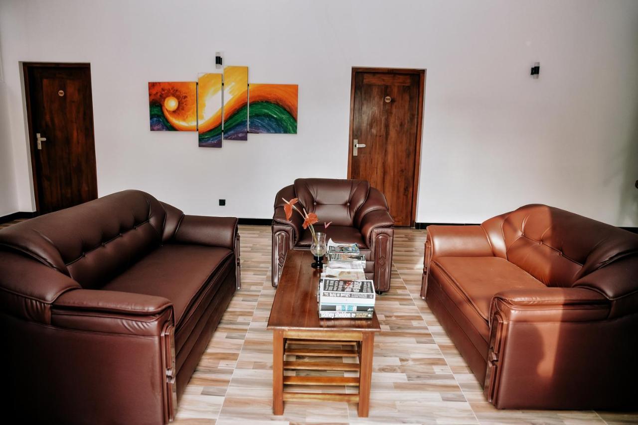 Aurum Boutique Hotel Негомбо Екстериор снимка