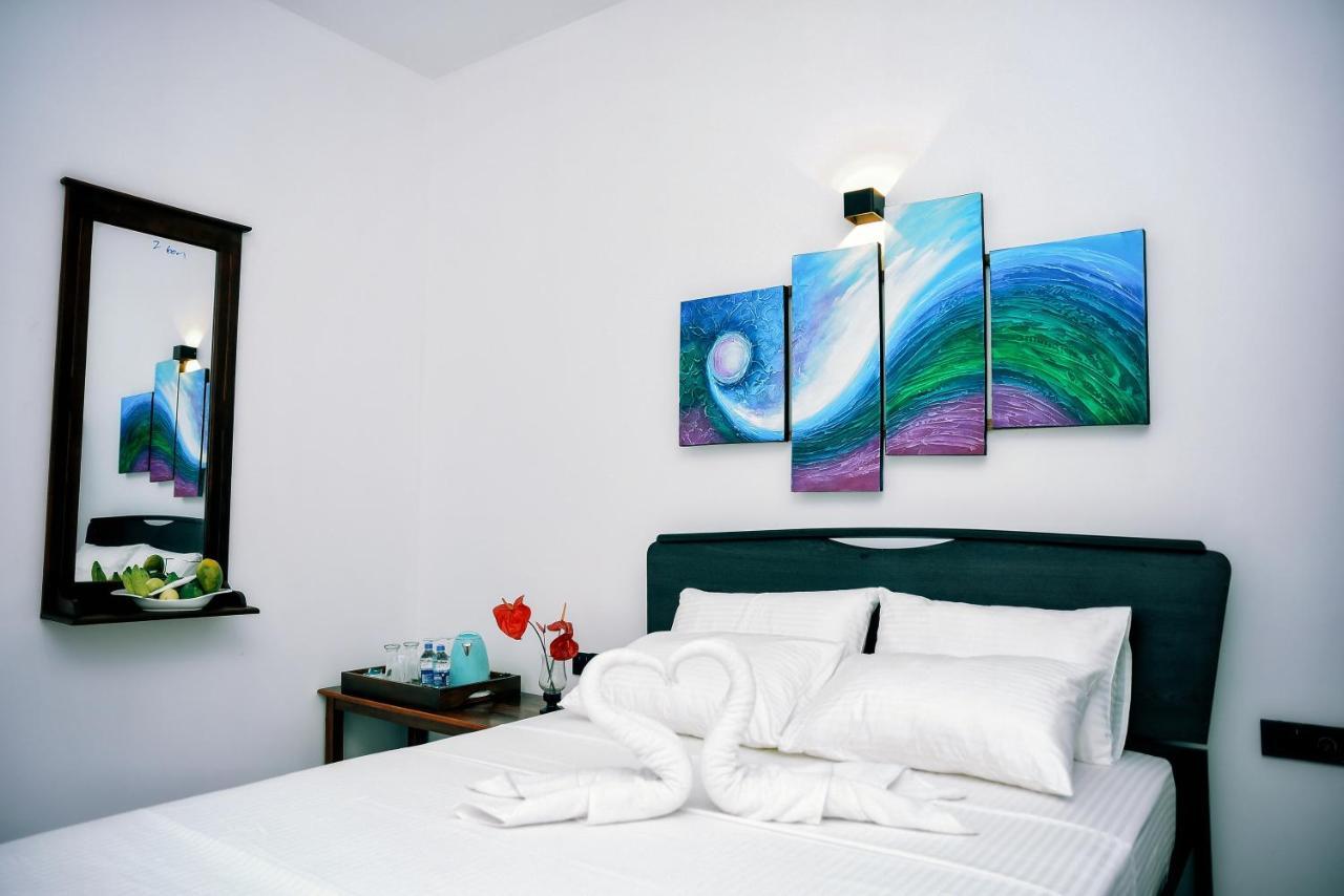 Aurum Boutique Hotel Негомбо Екстериор снимка